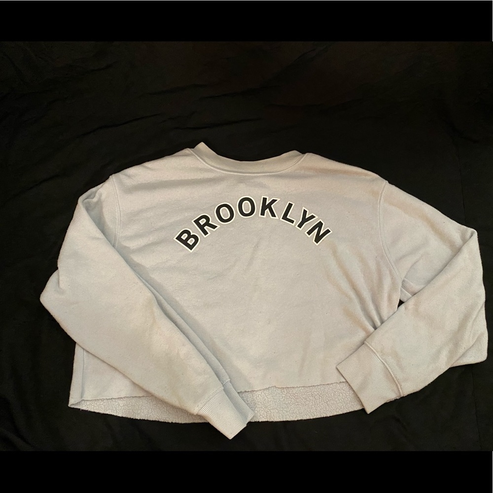 Forever 21 crop sweater - Picture 6 of 11